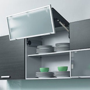 Sistemas de apertura en muebles de cocina: ventajas e inconvenientes
